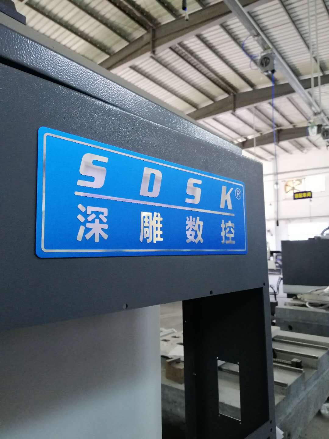 9月，我們整車待發(fā)，一車一車的滿載著的希望和辛苦付出的成果！  
